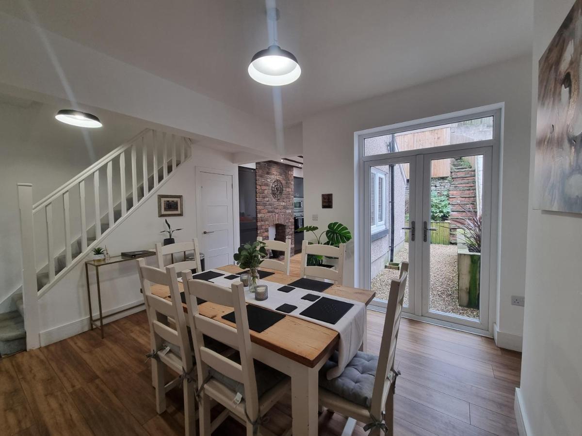 Villa Hill View Abertillery Exterior foto